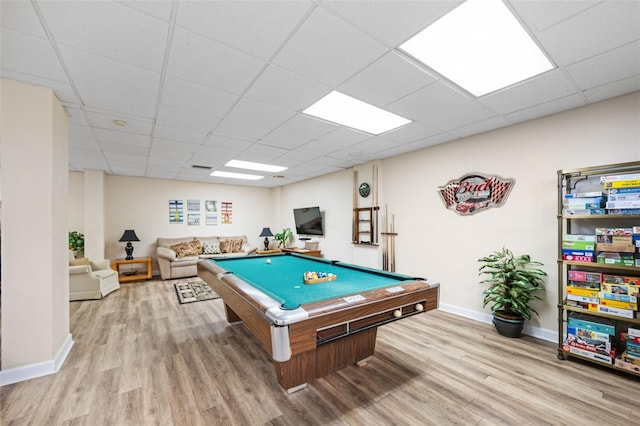 rec room featuring a drop ceiling, light hardwood / wood-style floors, and billiards