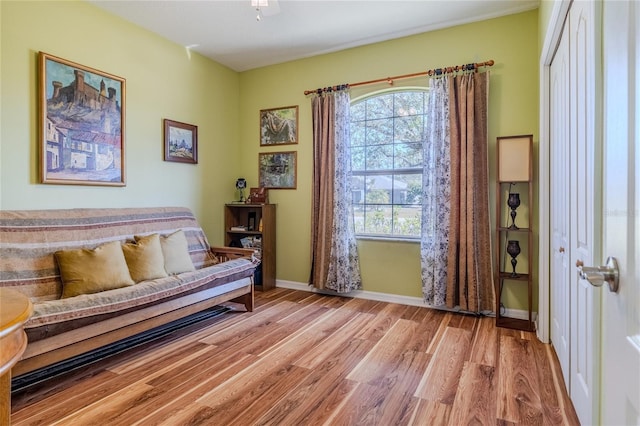 sitting room with light hardwood / wood-style floors