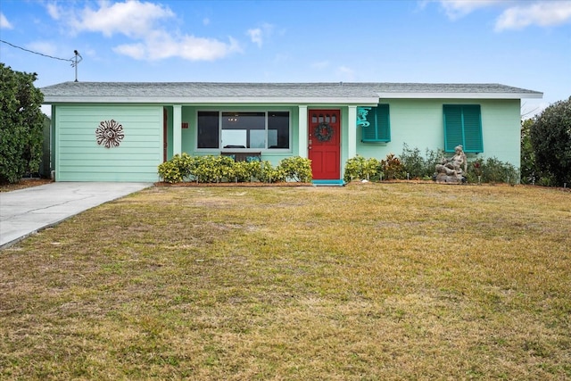 ranch-style home with a front yard