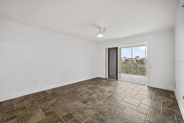 empty room featuring ceiling fan