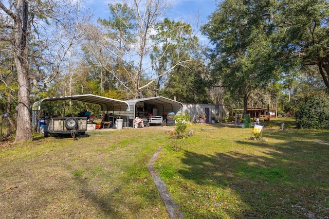 view of yard featuring a carport