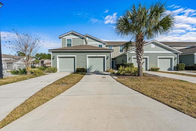 view of front of property featuring a front yard