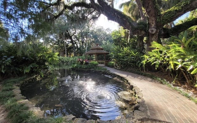 12 Laurel Dr E, Palm Coast, FL 32137
