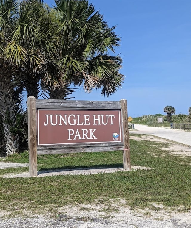 12 Laurel Dr E, Palm Coast, FL 32137