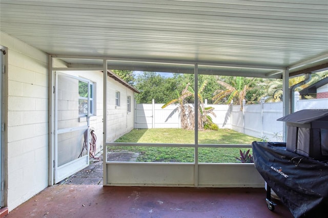 sunroom / solarium with a healthy amount of sunlight