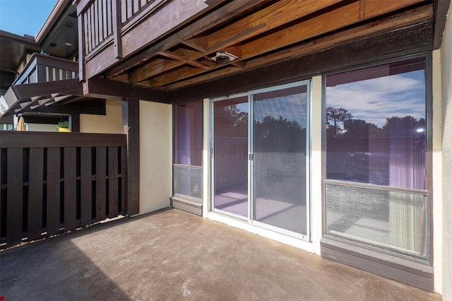 48 Club House Dr Unit 106, Palm Coast, FL 32137 - view of patio featuring a balcony