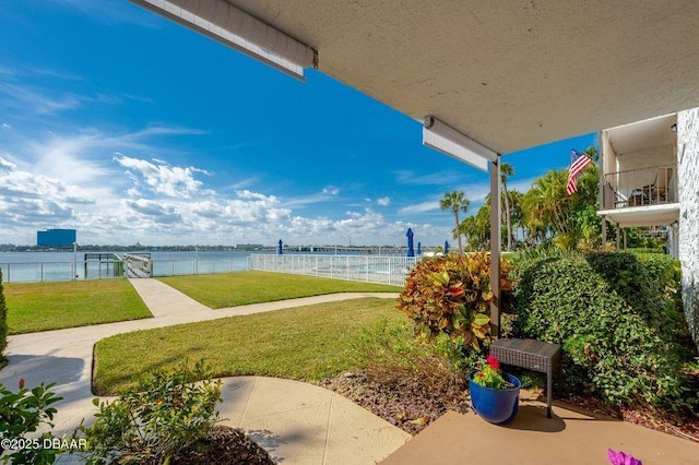 view of yard with a water view