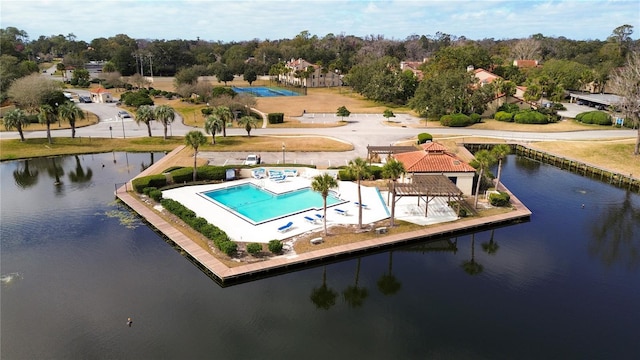 bird's eye view with a water view