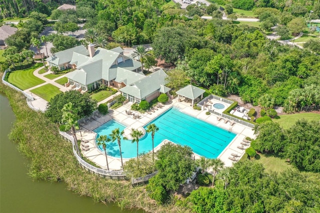 bird's eye view with a water view