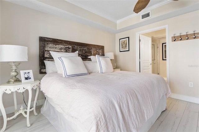 200 Ocean Crest Dr Unit 306, Palm Coast, FL 32137 - bedroom with visible vents, crown molding, and baseboards