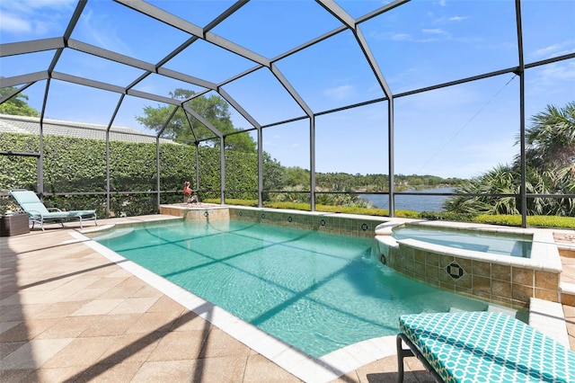 view of swimming pool featuring a patio, a water view, a lanai, and a pool with connected hot tub