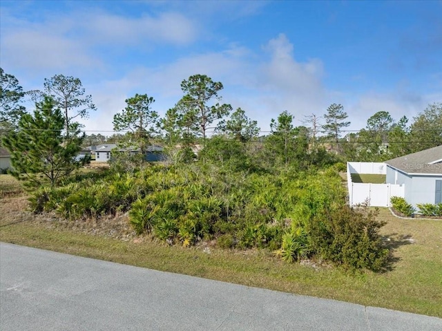 Listing photo 3 for 10 Rocking Ln, Palm Coast FL 32164