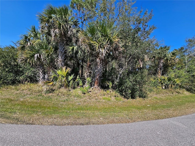 Listing photo 2 for 8 Central Pl, Palm Coast FL 32137