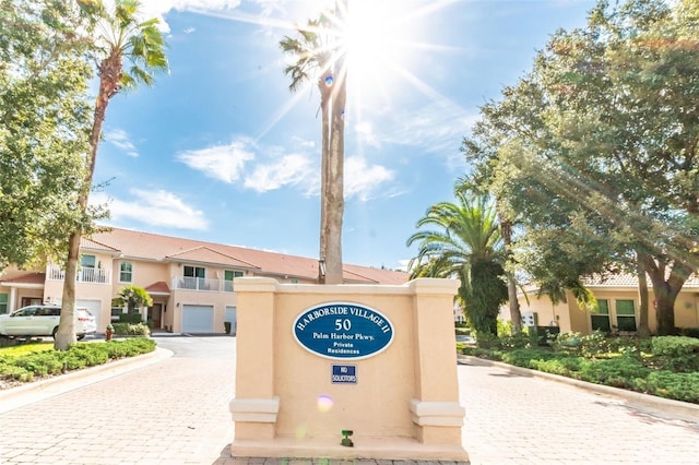 view of community / neighborhood sign