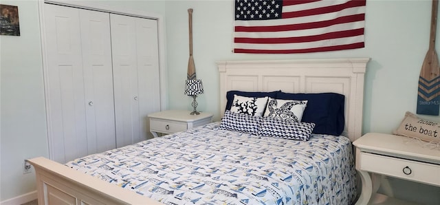 bedroom featuring a closet