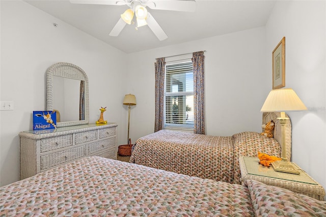 bedroom featuring a ceiling fan