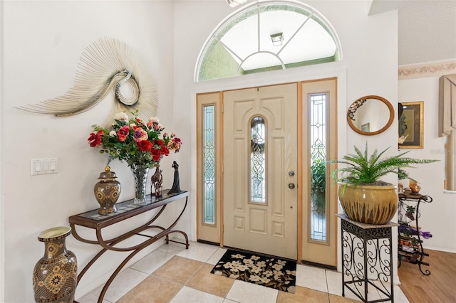 33 Poinsettia Ln, Palm Coast, FL 32164 - foyer featuring baseboards