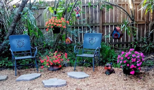 exterior space with fence