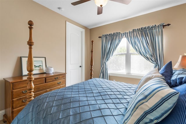 bedroom featuring a ceiling fan