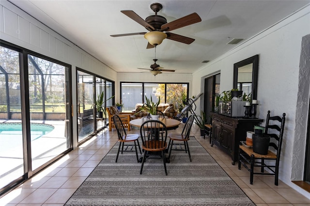 sunroom / solarium featuring visible vents