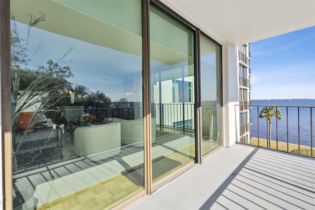 2970 Saint Johns Ave Unit 3F, Jacksonville, FL 32205 - balcony featuring a water view
