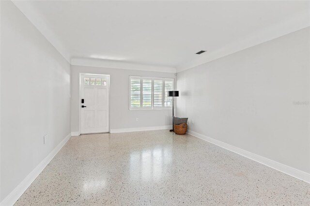 8285 28th Ave N, Saint Petersburg, FL 33710 - photo 4