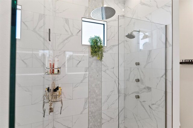 96 Del Palma Dr, Palm Coast, FL 32137 - full bathroom featuring a shower stall
