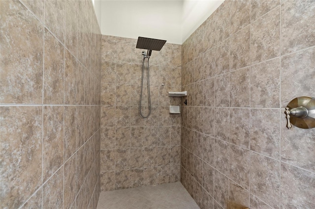 1316 Harwick Ln, Ormond Beach, FL 32174 - bathroom featuring tiled shower