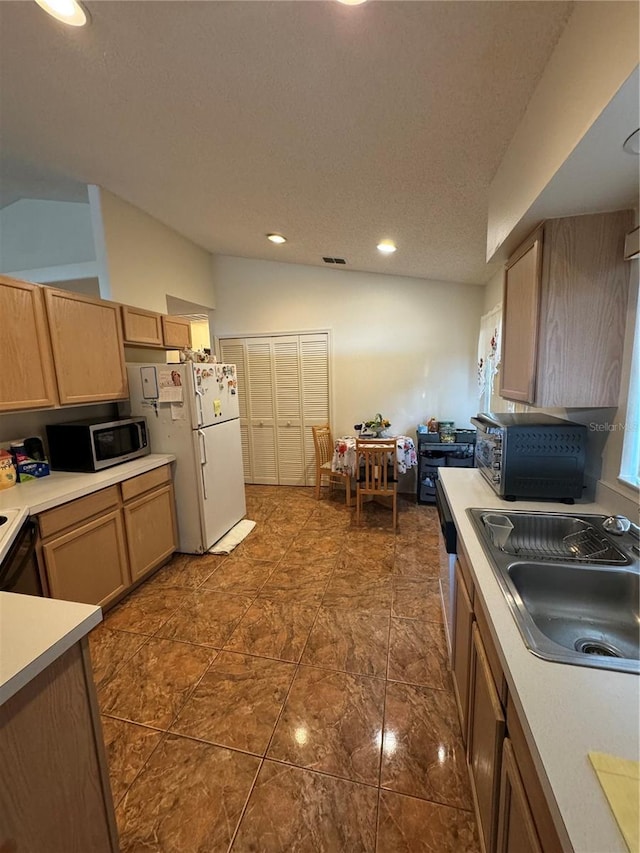 105 Cattail Ct, Kissimmee, FL 34743 - photo 13