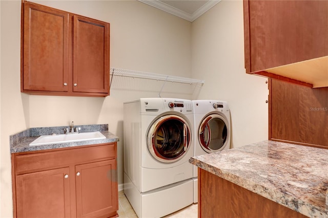4484 Gray Hawk St, Orange Park, FL 32065 - washroom featuring crown molding, wet bar, a sink, cabinet space, and separate washer and dryer