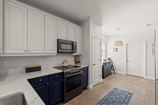 45 Riverview Bnd S Unit 1926, Palm Coast, FL 32137 - kitchen featuring stainless steel electric range, blue cabinetry, white cabinets, decorative light fixtures, and a textured ceiling