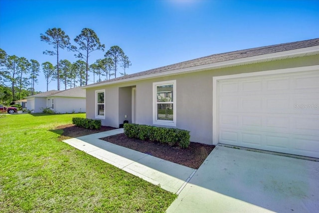 10 Post Oak Ln, Palm Coast, FL 32164 - ranch-style home with stucco siding, a front yard, a garage, and driveway