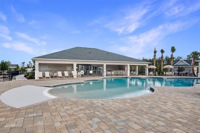 1665 Lake Reserve Dr, Deland, FL 32724 - community pool with a patio
