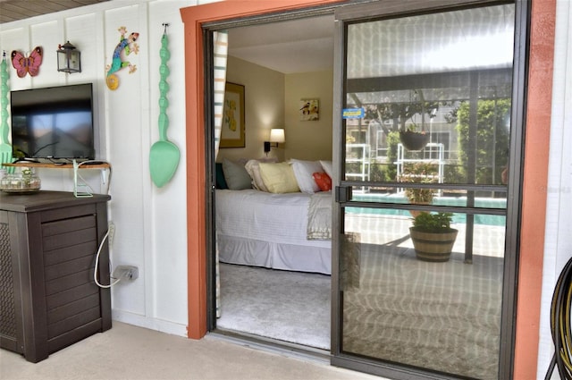 bedroom with carpet flooring