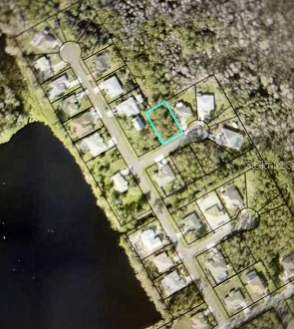 3 Kaffee Ct, Palm Coast, FL 32164