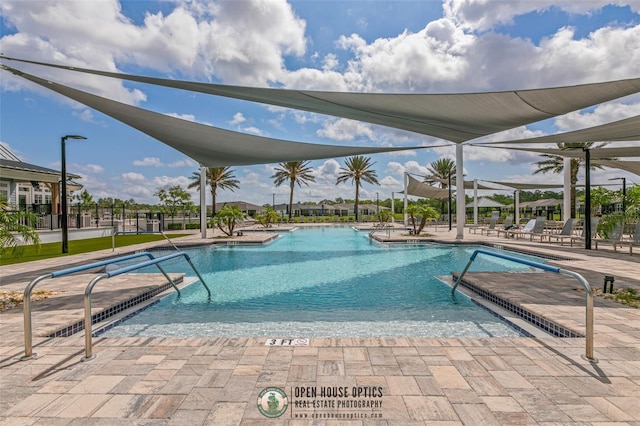 106 Key Grass Ct, Saint Johns, FL 32259 - community pool with a patio