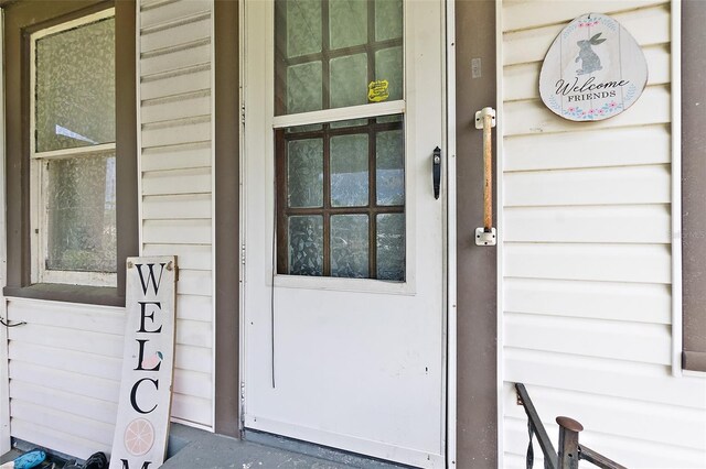 view of entrance to property