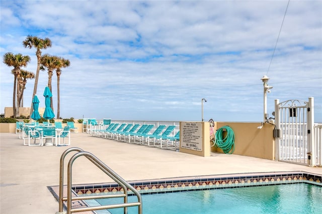 2937 S Atlantic Ave Unit 2001, Daytona Beach, FL 32118 - view of pool
