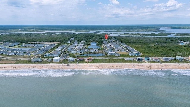 drone / aerial view of expansive coastline