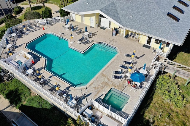 50 Nantucket Dr, Palm Coast, FL 32137 - view of subject property with a pool
