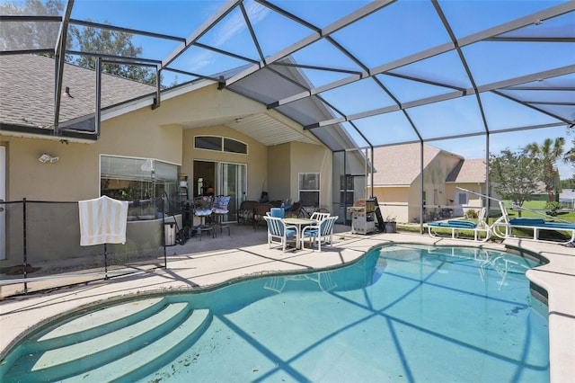 1956 Southern Dunes Blvd, Haines City, FL 33844 - swimming pool featuring a patio and a lanai