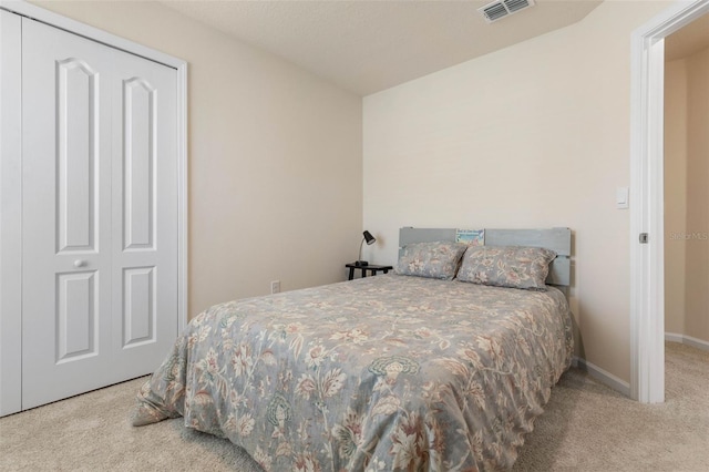 155 Redbud Rd, Palm Coast, FL 32137 - carpeted bedroom with baseboards