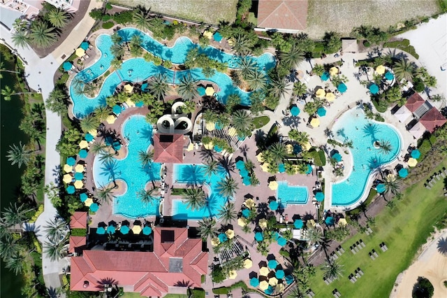 bird's eye view of a pool area