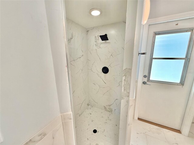 4 Cotton Ct, Palm Coast, FL 32137 - bathroom featuring a marble finish shower and marble finish flooring