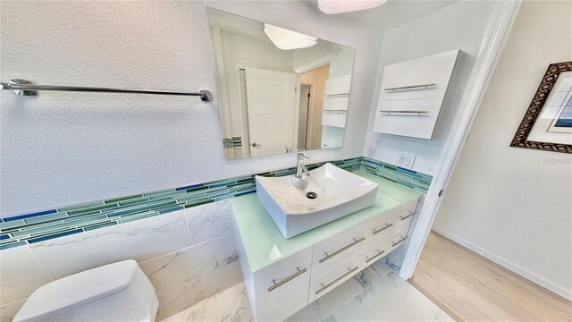 4 Cotton Ct, Palm Coast, FL 32137 - bathroom with toilet and vanity
