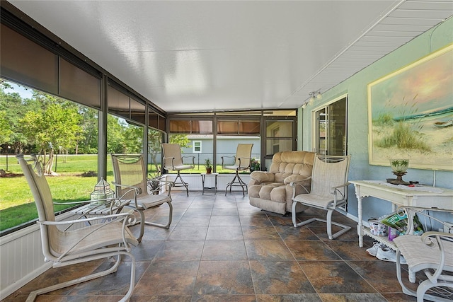 view of sunroom / solarium