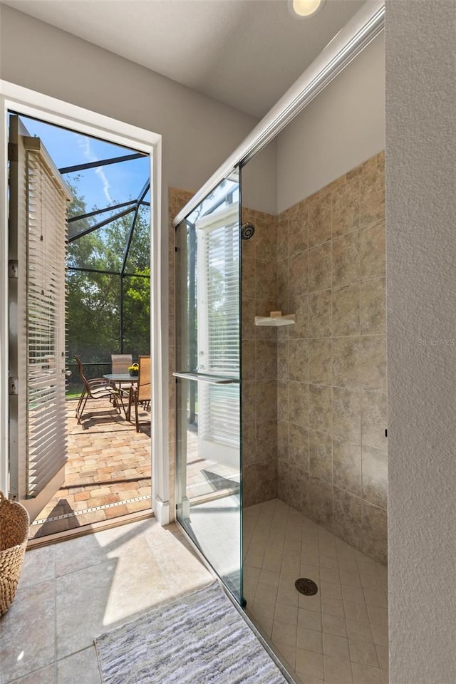 716 Woodbridge Ct, Ormond Beach, FL 32174 - bathroom featuring tiled shower