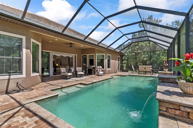 716 Woodbridge Ct, Ormond Beach, FL 32174 - swimming pool featuring a patio area, ceiling fan, a lanai, and outdoor lounge area