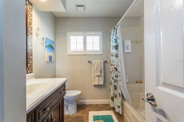 7 Bristol Dr, Palm Coast, FL 32137 - full bath featuring tile patterned floors, vanity, shower / bath combination with curtain, toilet, and baseboards