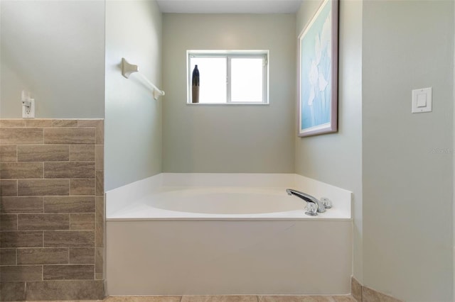 7 White Oak Ln, Palm Coast, FL 32164 - full bathroom with a garden tub